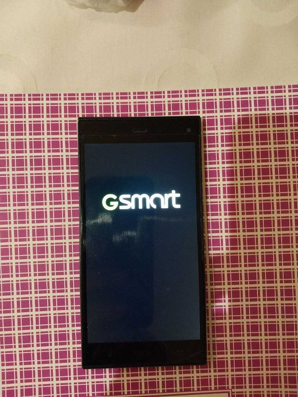 Телефон Gigabyte GSmart Guru GX