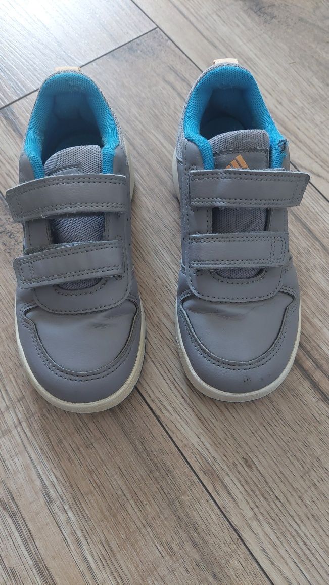Buty Adidas chłopięce roz. 29