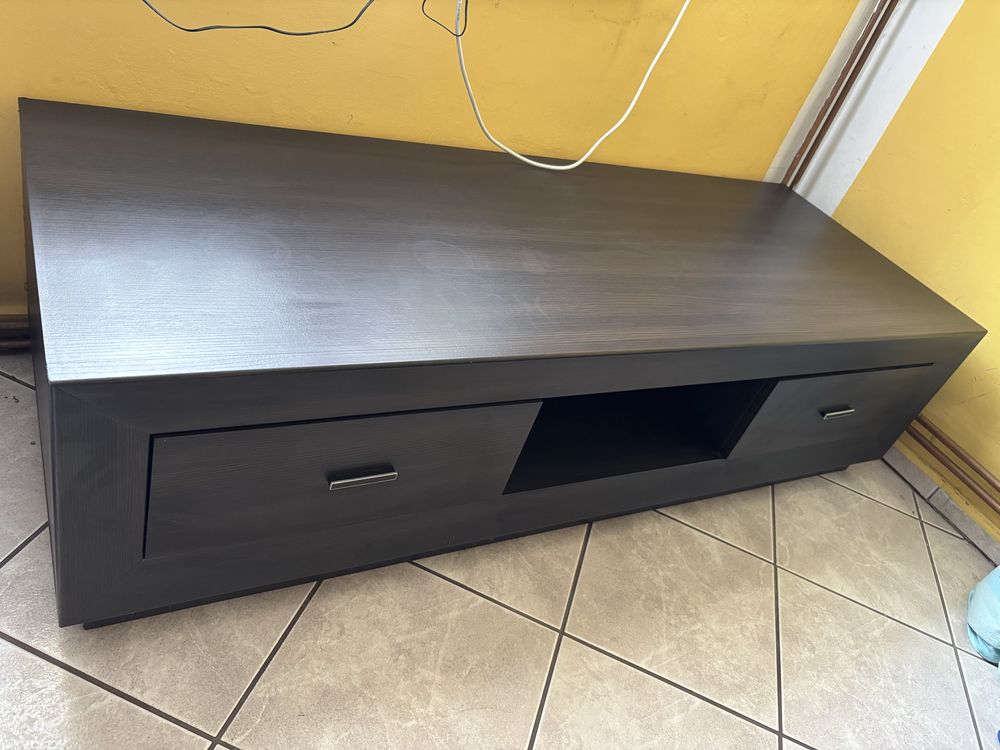 Szafka pod telewizor