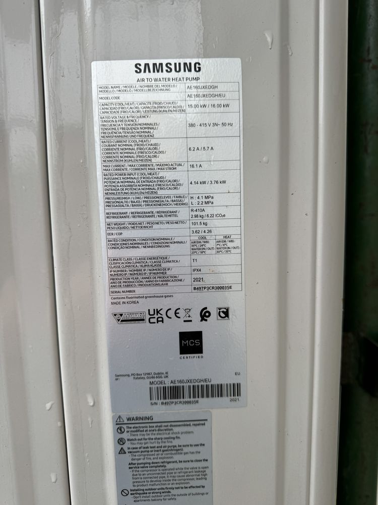 Pompa ciepla Samsung 16kW split, zbiornik 300l, bufor 300l wifi osprz