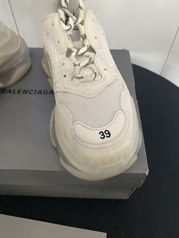 Buty Balenciaga Triple s 39r