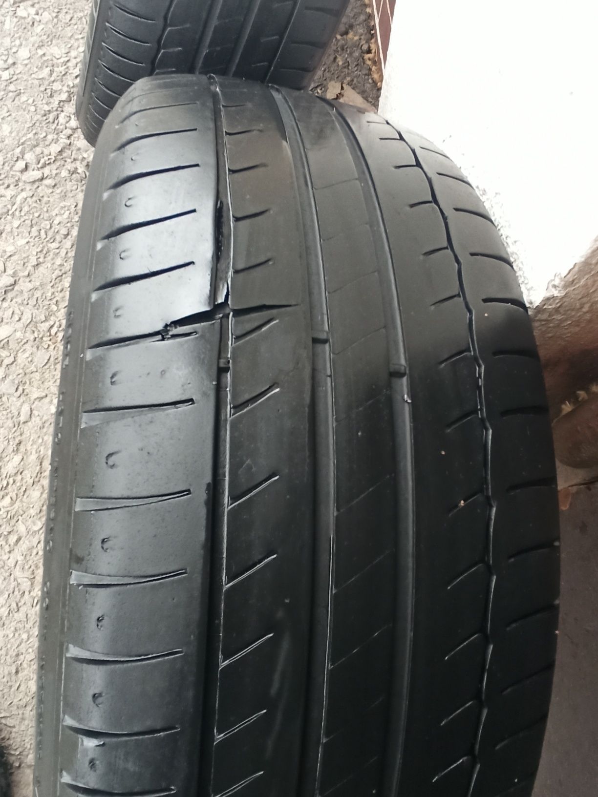 Резина r16 215/55