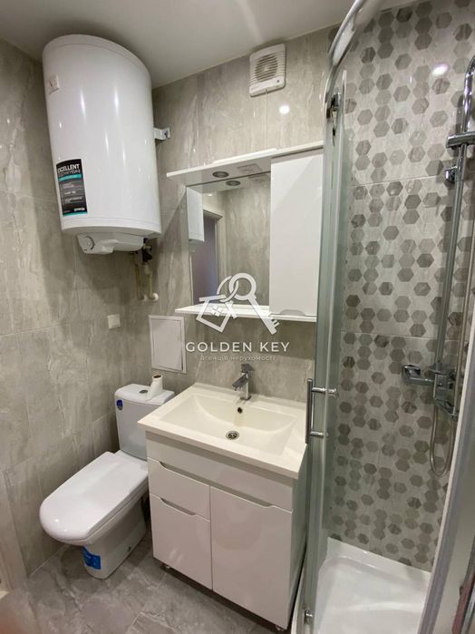 Оренда трикімнатної квартири по вулиці Петра Калнишевського!