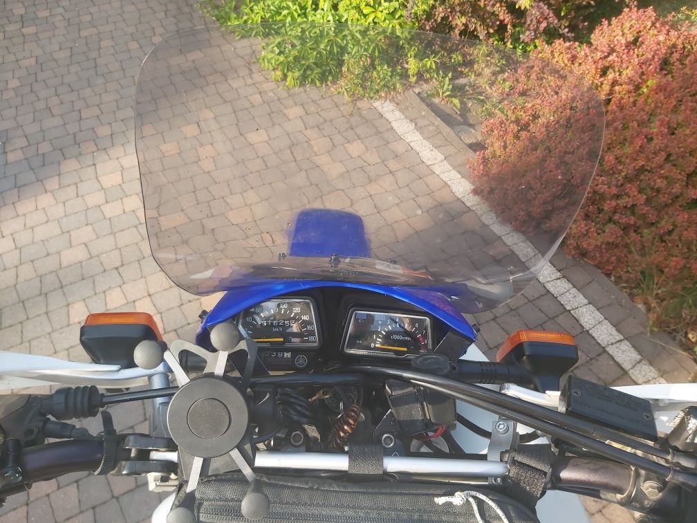 Yamaha XT600E 2001r, stan bdb, książka serw.