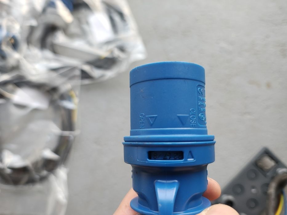 Wtyczka siłowa PCE 16A IP44 2P + 230V typ 013