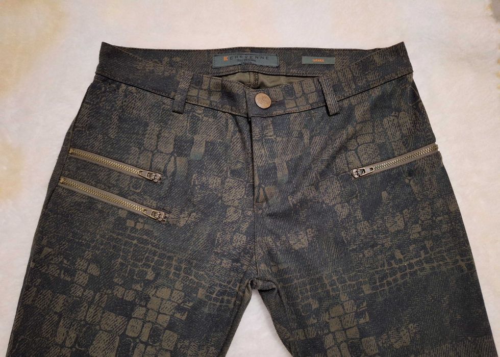 Calças/Jeggings caqui, da Cheyenne