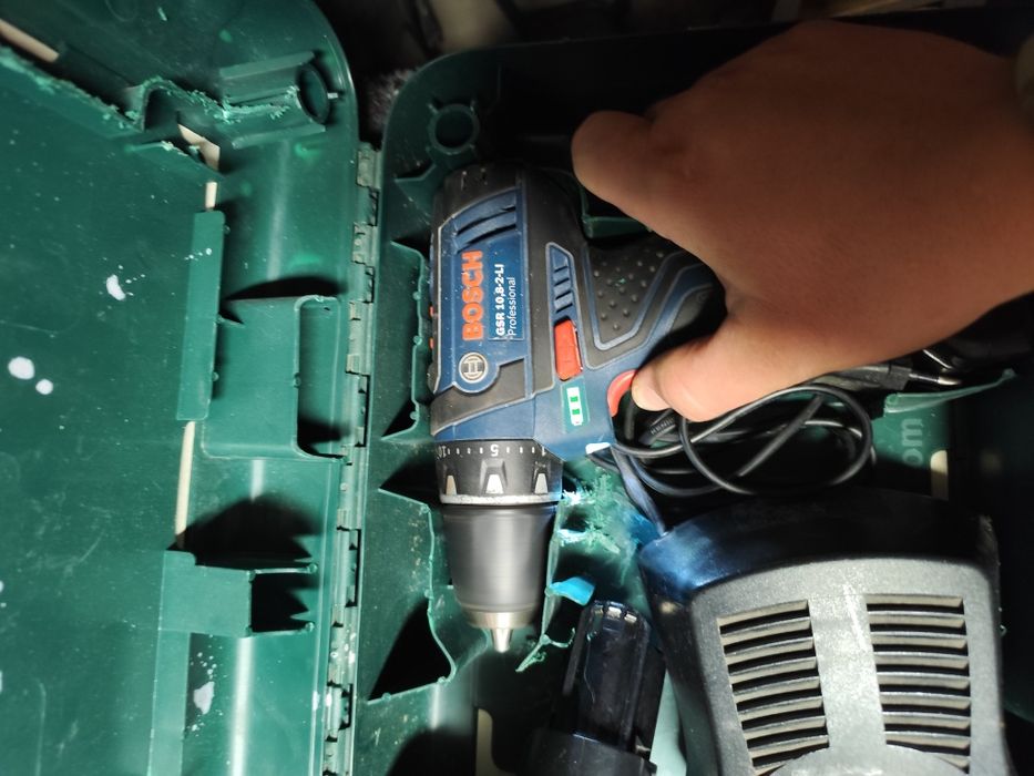 Wkrętarka Bosch 12v 10.8v GSR 12v-15 Sprawna komplet 4ah 12v