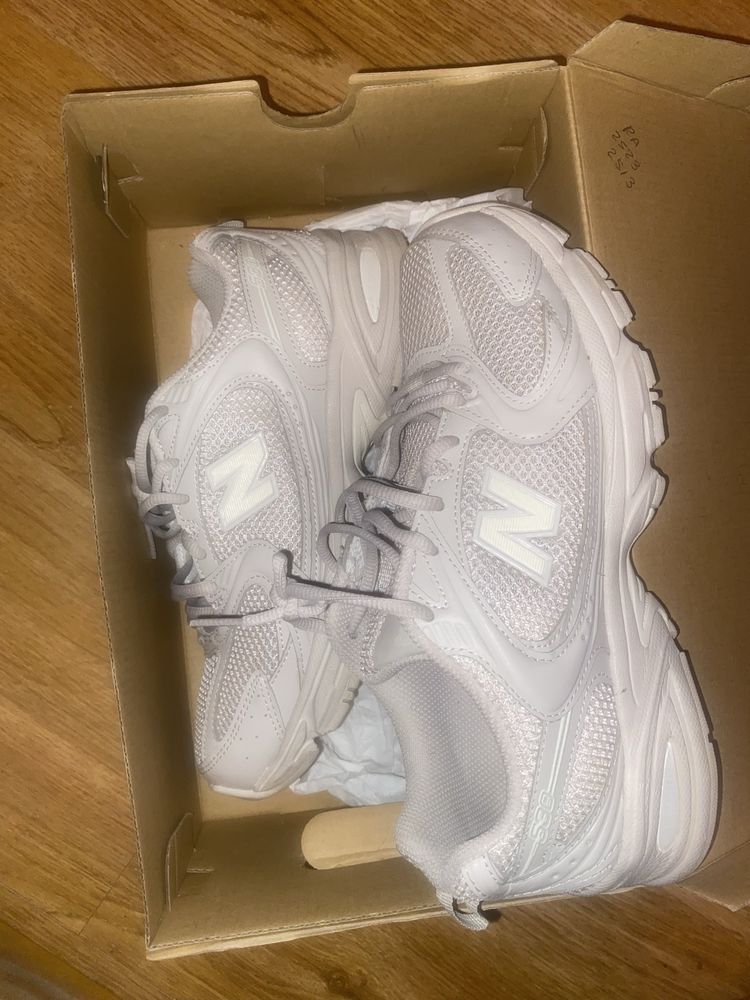 New balance 530. Mande mensagem