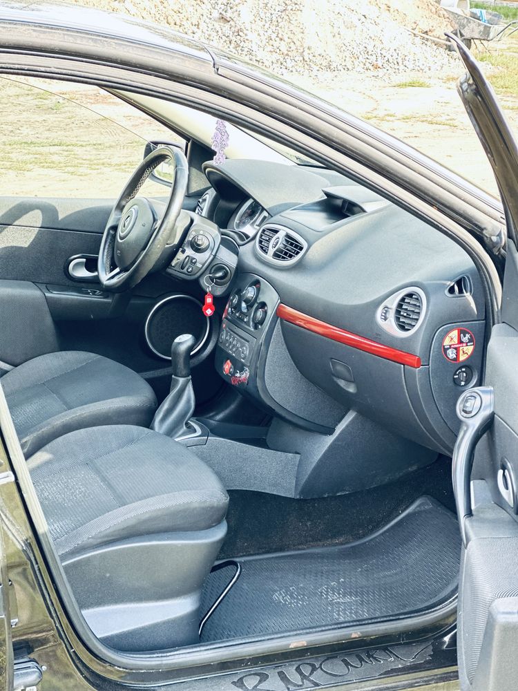 Renault Clio III 3 1.5dci 5 drzwi Ładne ! Zarej.