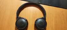 Продам наушники jbl 560