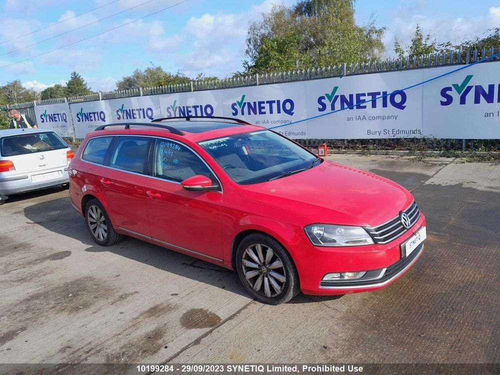 VOLKSWAGEN passat B7 пасат б7