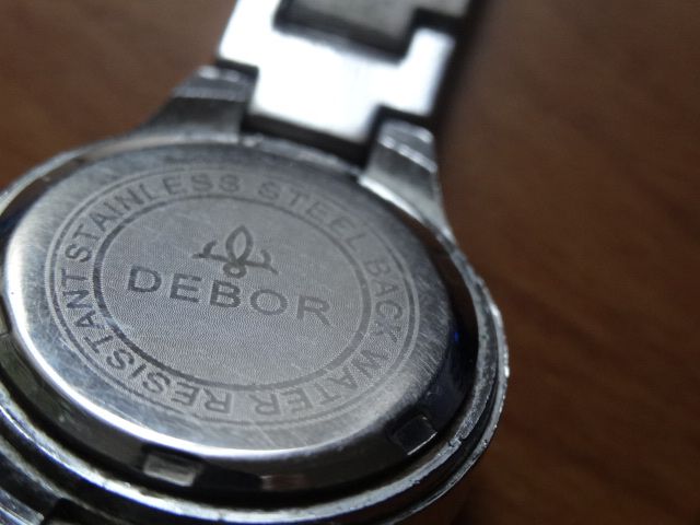 Наручний годинник жіночий  2.8 см DEBOR Швейцарія  фірмовий