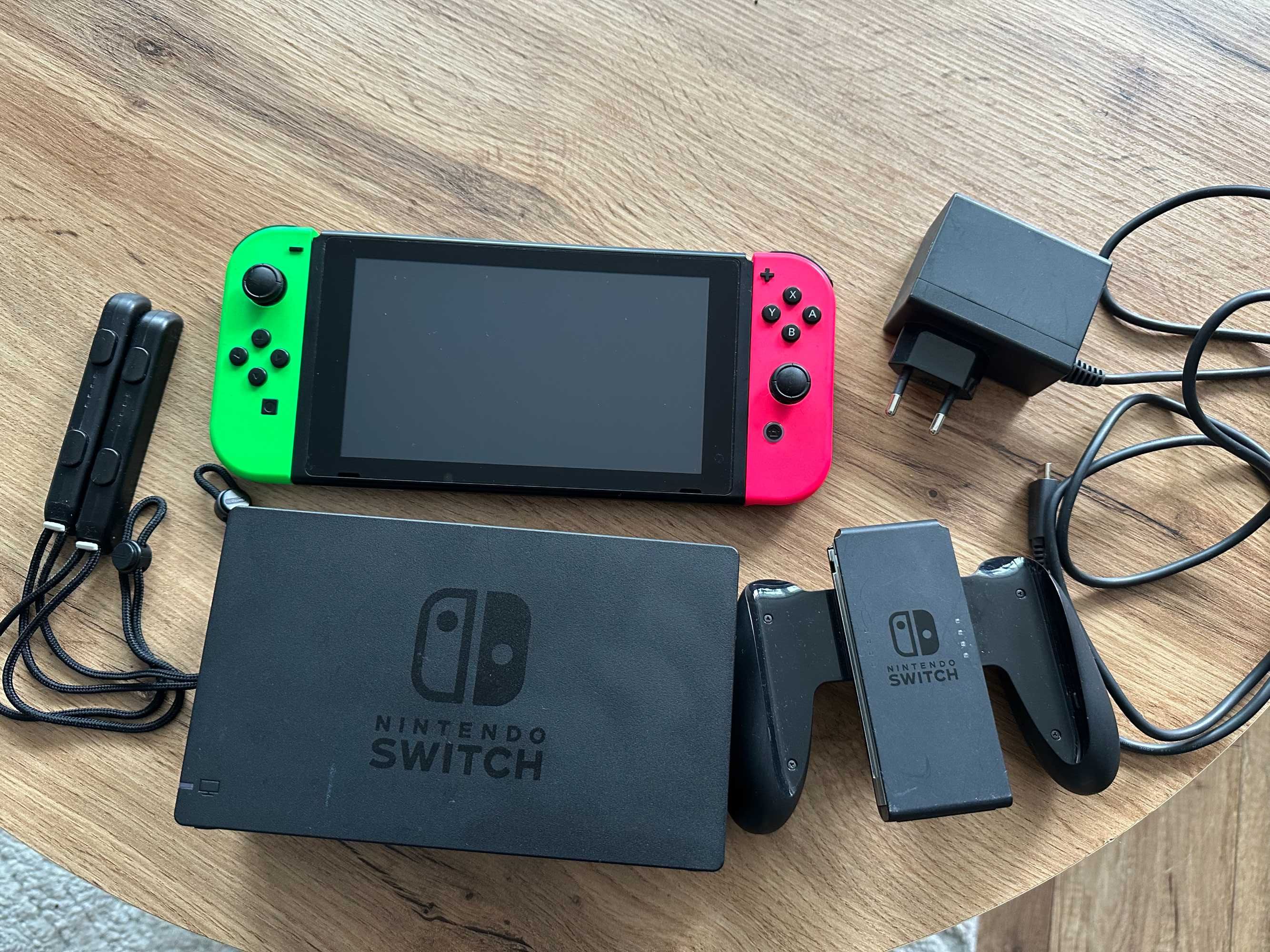 Nintendo Switch 1 - 4 joycony, ładowarka, karta sd, controller pro
