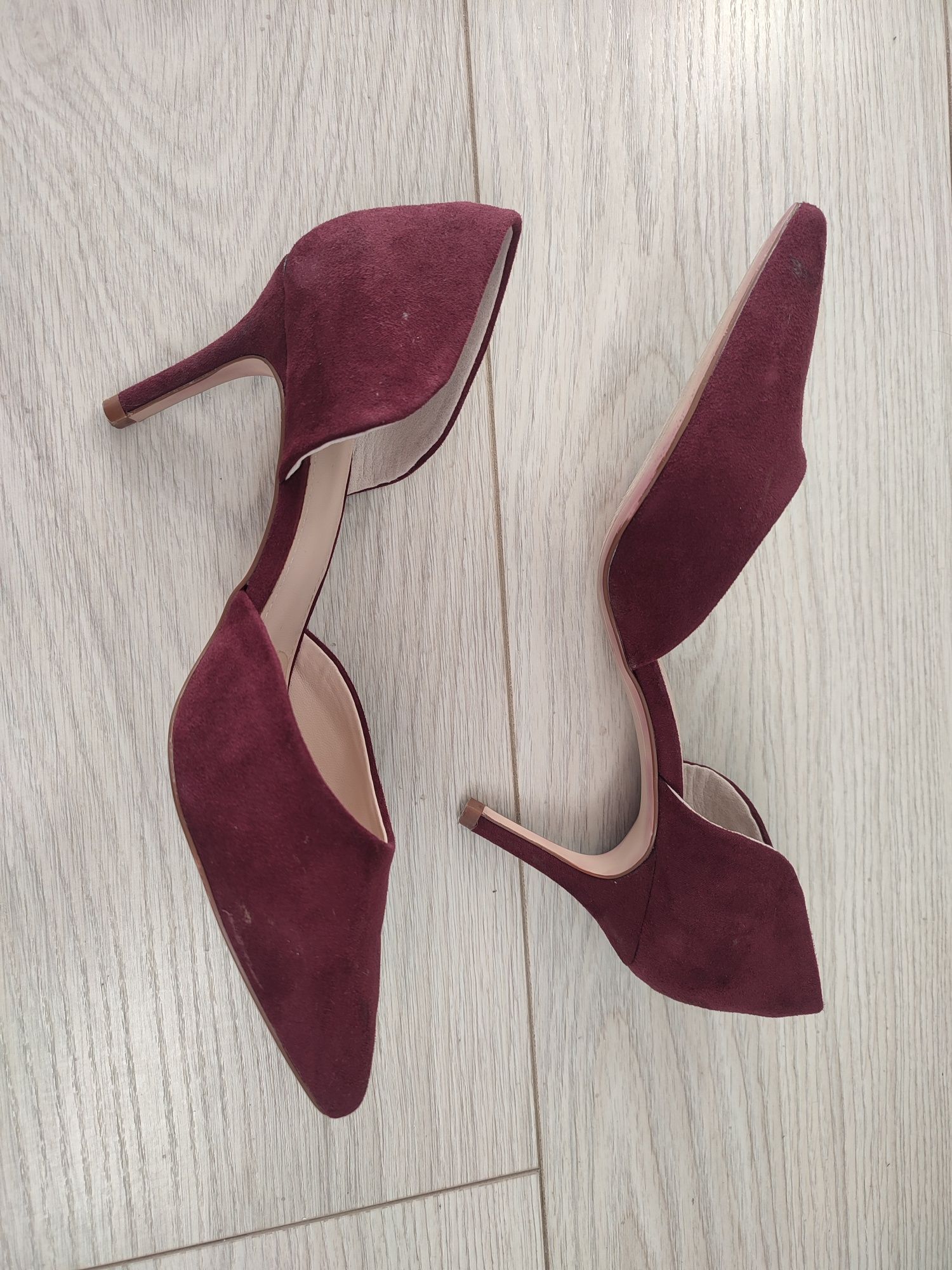 Burgundowe buty damskie na obcasie szpilki HM rozm 38