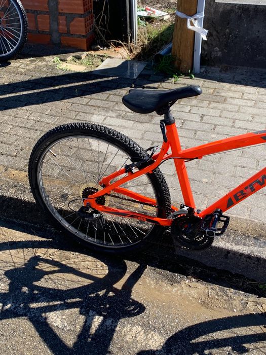 Bicicleta btwin laranja