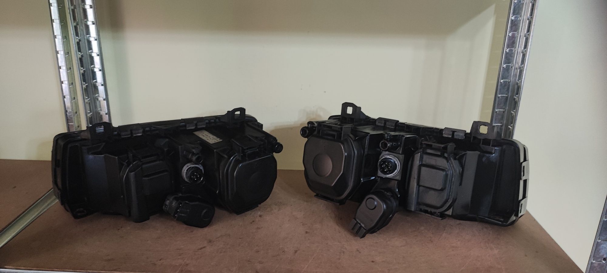 BMW E36 Lampy ZKW H7 NOWE Szkła Regeneracja Reflektory Piękne Super!