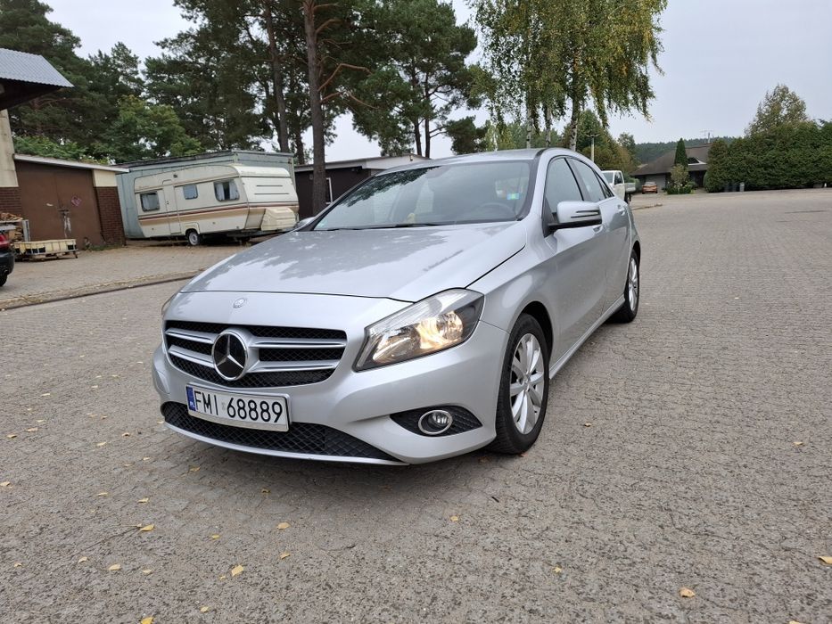 Mercedes A-klasa w176 a180 kamera wnętrze AMG