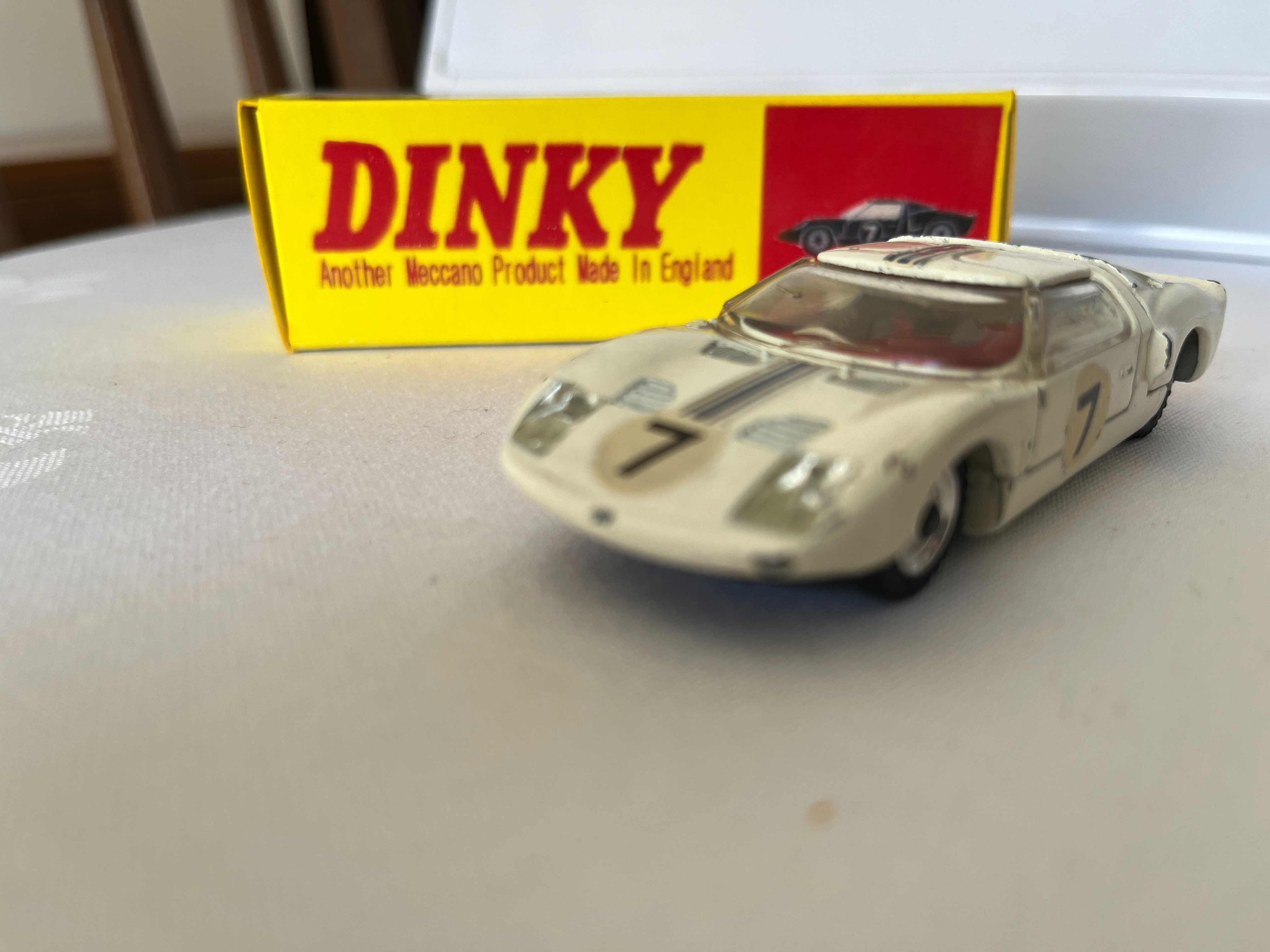 215 Dinky Toys – Ford GT Racing Car (plastic headlights RARO) - 1/43
