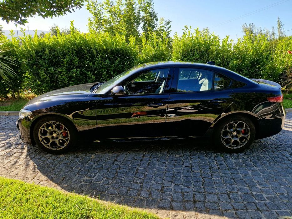 Alfa Romeo Giulia 2.2JTDM  180cv