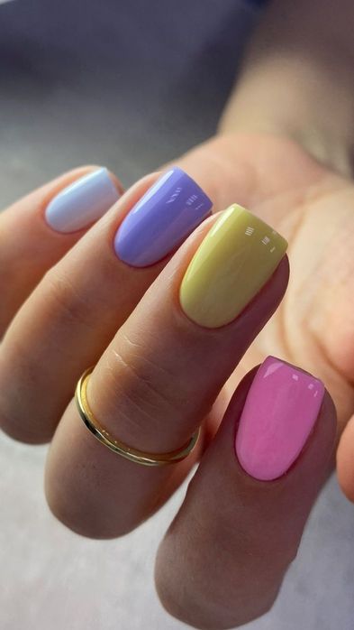 Манікюр/педикюр/моделювання брів/вії ламінація в центрі міста салон