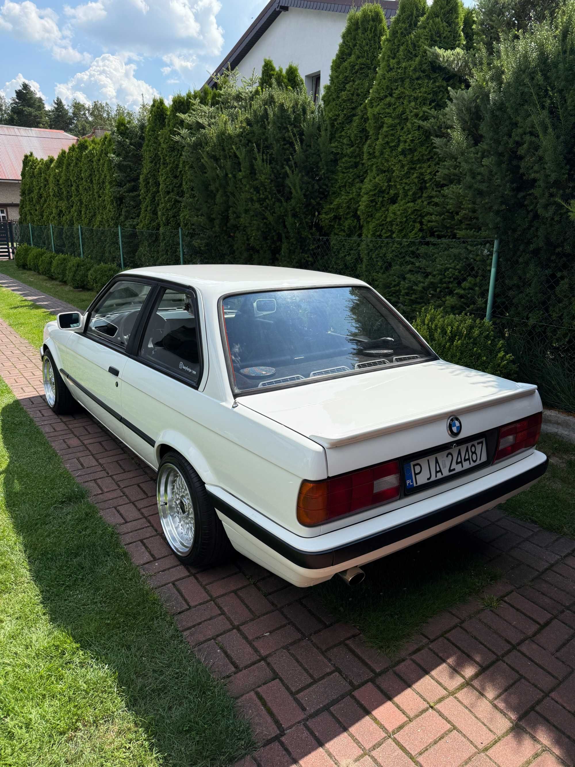 Bmw e30 316i 100km vin