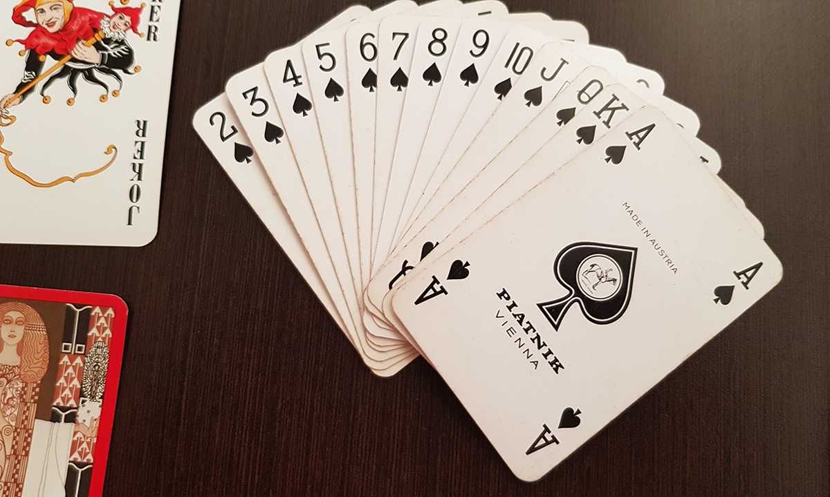3 baralhos de cartas vintage Piatnik Austria 1957 + Arrco USA c.1950
