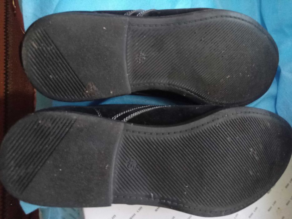 Продам чоловічі туфлі