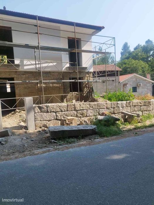 Moradia T2 Nova em Ribeiros - Fafe
