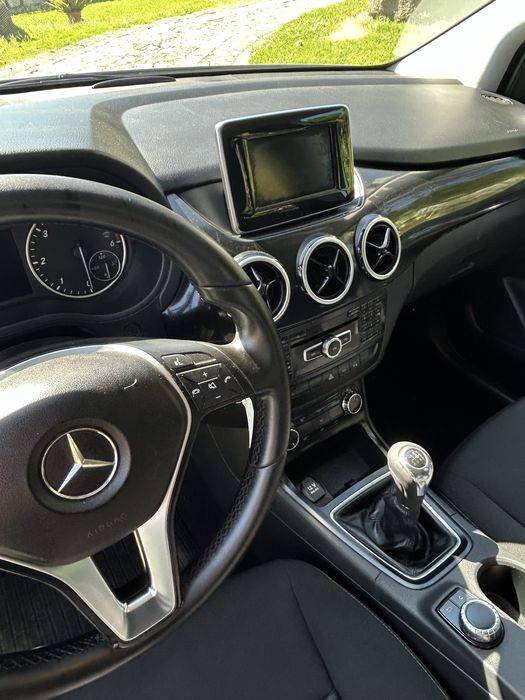 Mercedes Classe B 180 Nacional