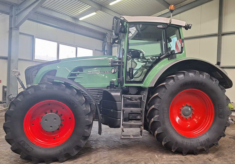 Ciągnik Fendt 933 Vario, 924, 927, 930, 936. 828, 826