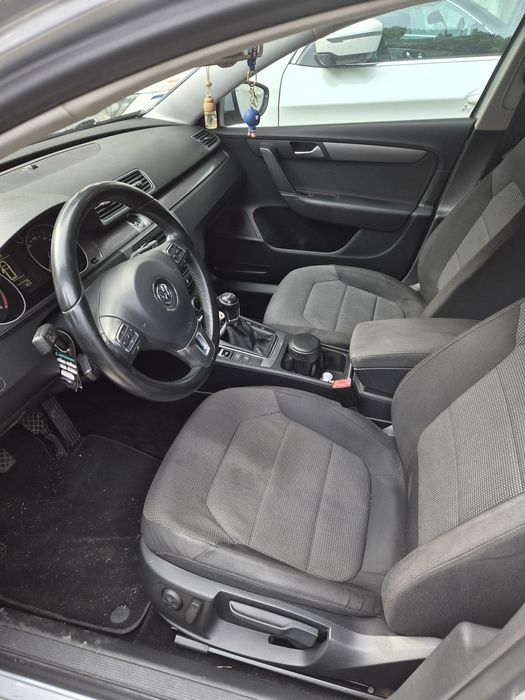 VOLKSWAGEN Passat 16 TDI confortline