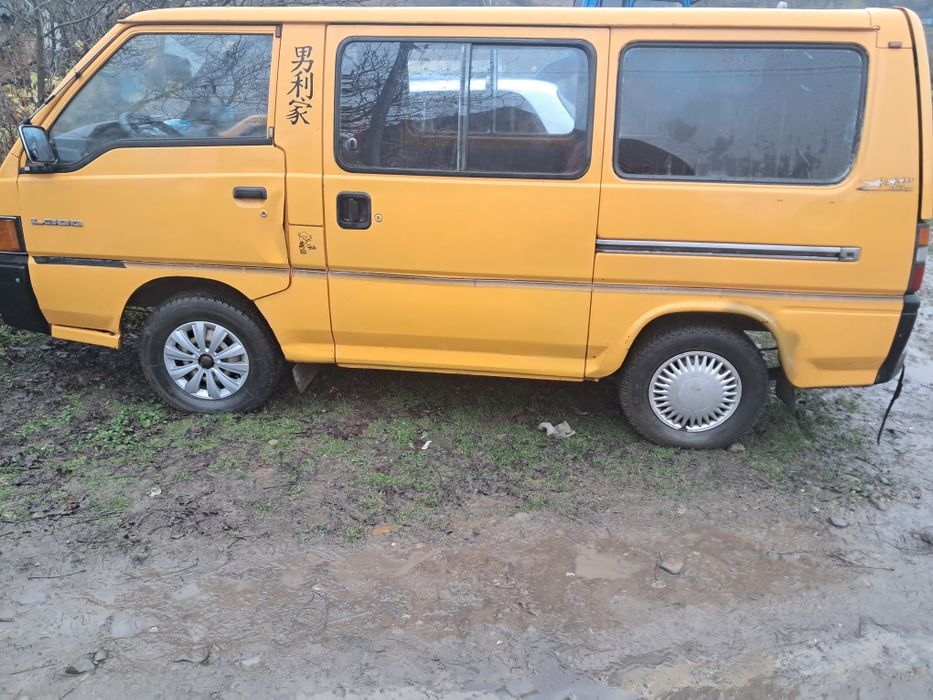 Продам Mitsubishi L 300