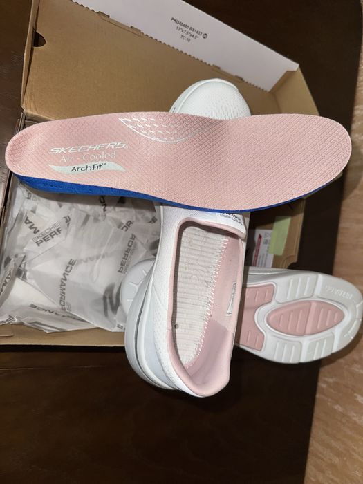 Сліпони Skechers