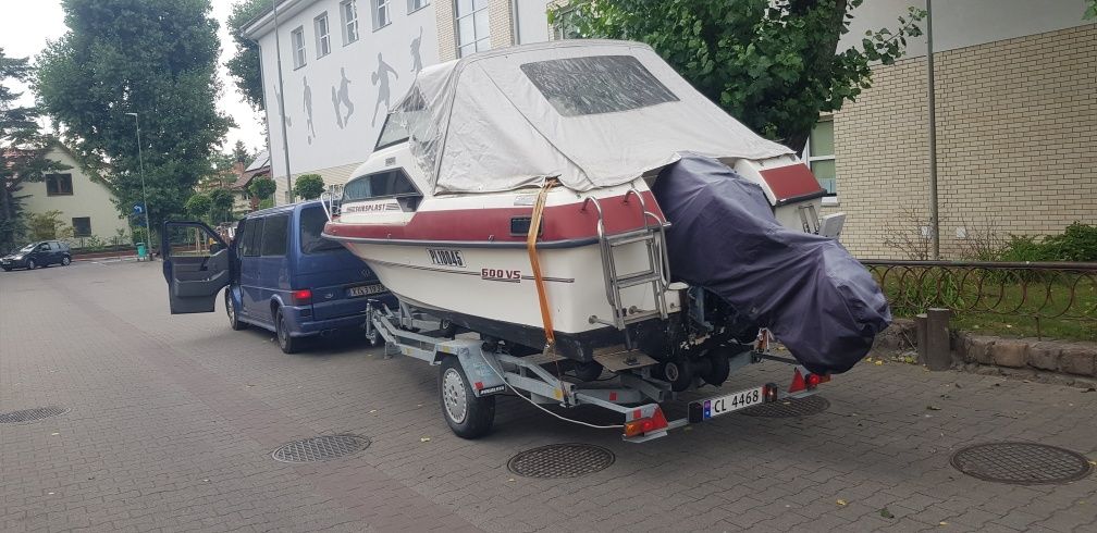 Łodz motorowa kabina jacht Skibsplast 600 vs zamiana 6 metrow dlugosci