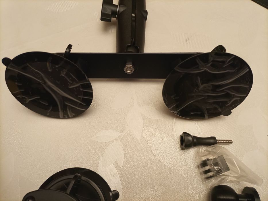 Zestaw do montażu kamery na samochodzie nowy