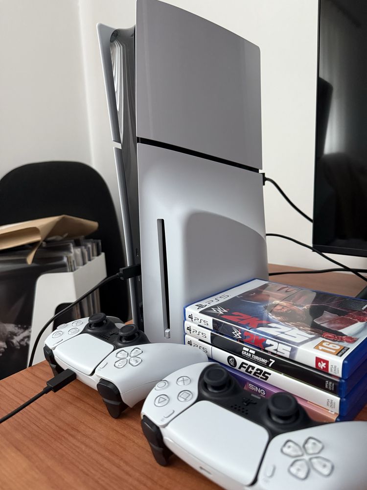 Ps5 standard. 2 comandos. Playseat com volante