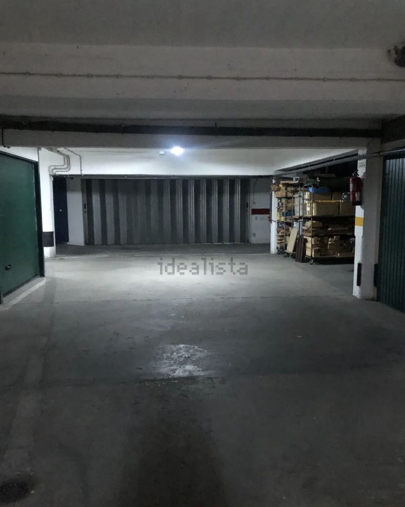 Alugo garagem box 15m2