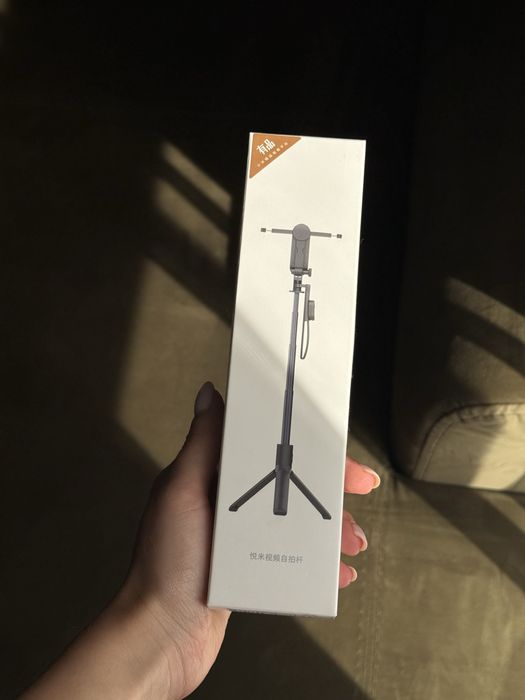 Трипод штатив Yuemi Bluetooth YMZPG001