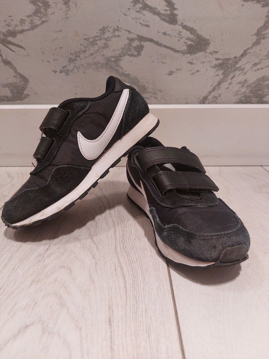 Sprzedam buty nike rozmiar 28