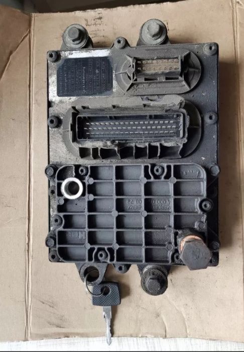 Naprawa sterownik elektroniczny wszystkie marki Mercedes VOLVO RENAULT