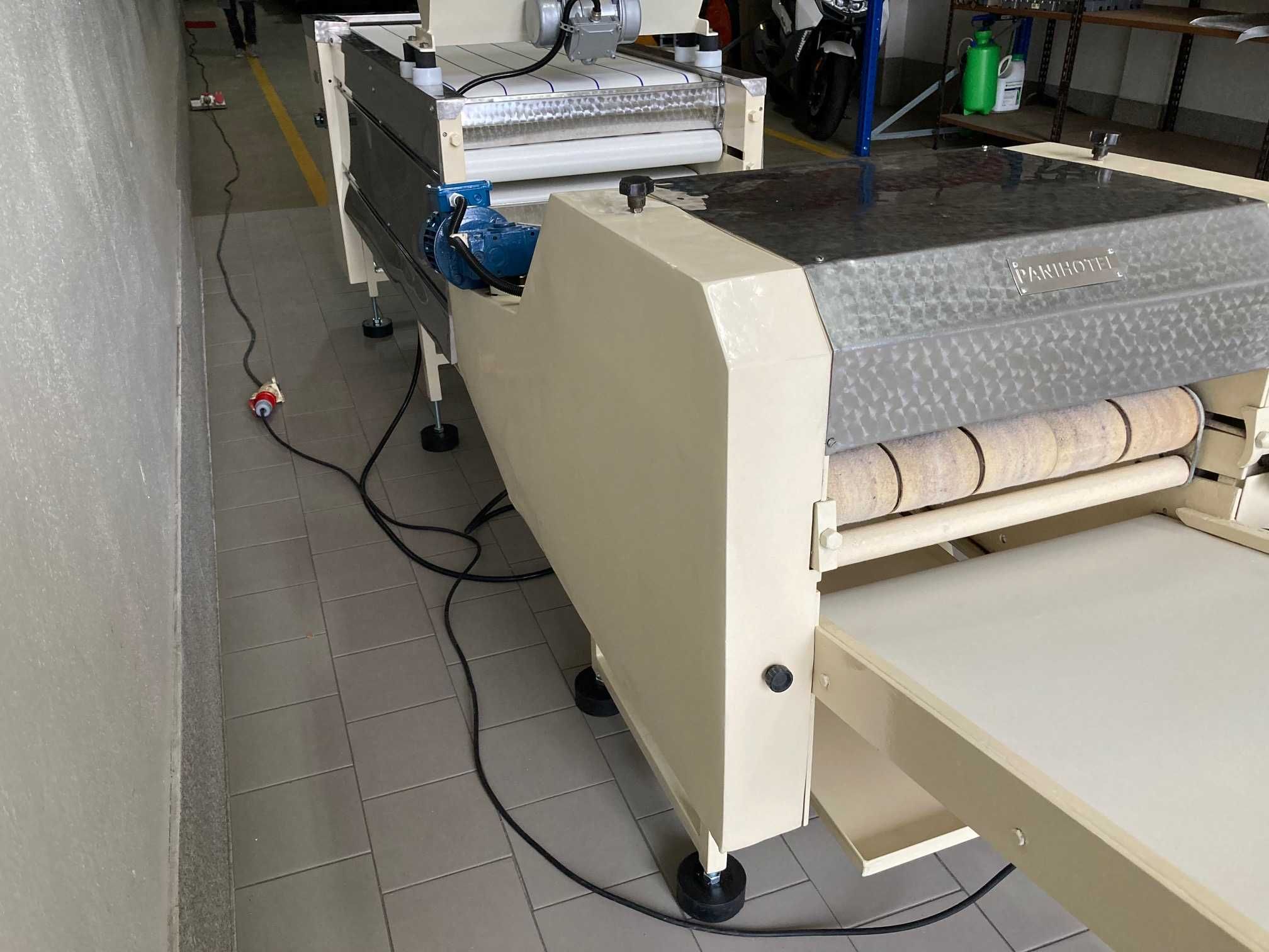 Tendedeira vincadora 5 filas máquina semi nova