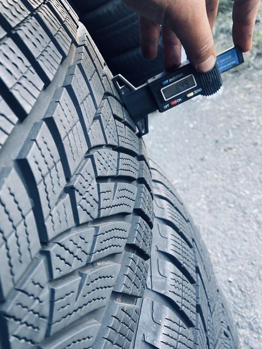 215 55 18 GoodYear UltraGrip Gen 1 85%-90% Зима 2022 Гарантія