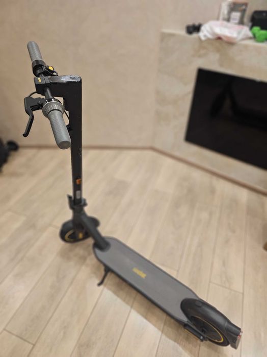 Електросамокат Segway-Ninebot MAX G30E II