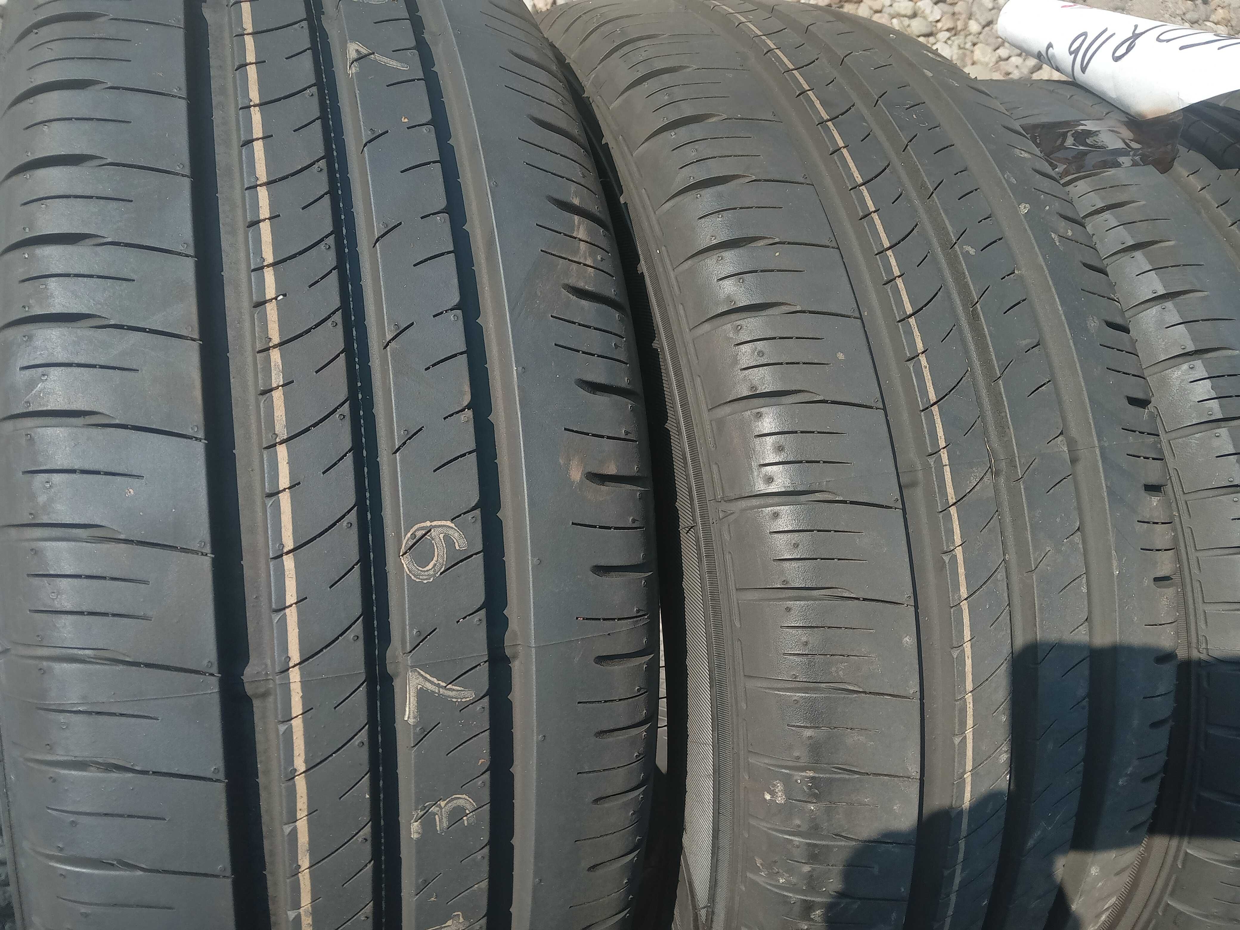 215/60R16 Dunlop ena spacer ec300+ nowe