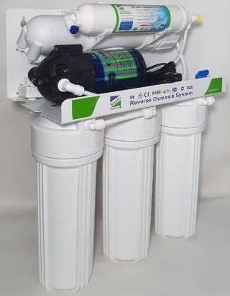 Італійська система зворотнього осмосу з помпою підвищення тиску води