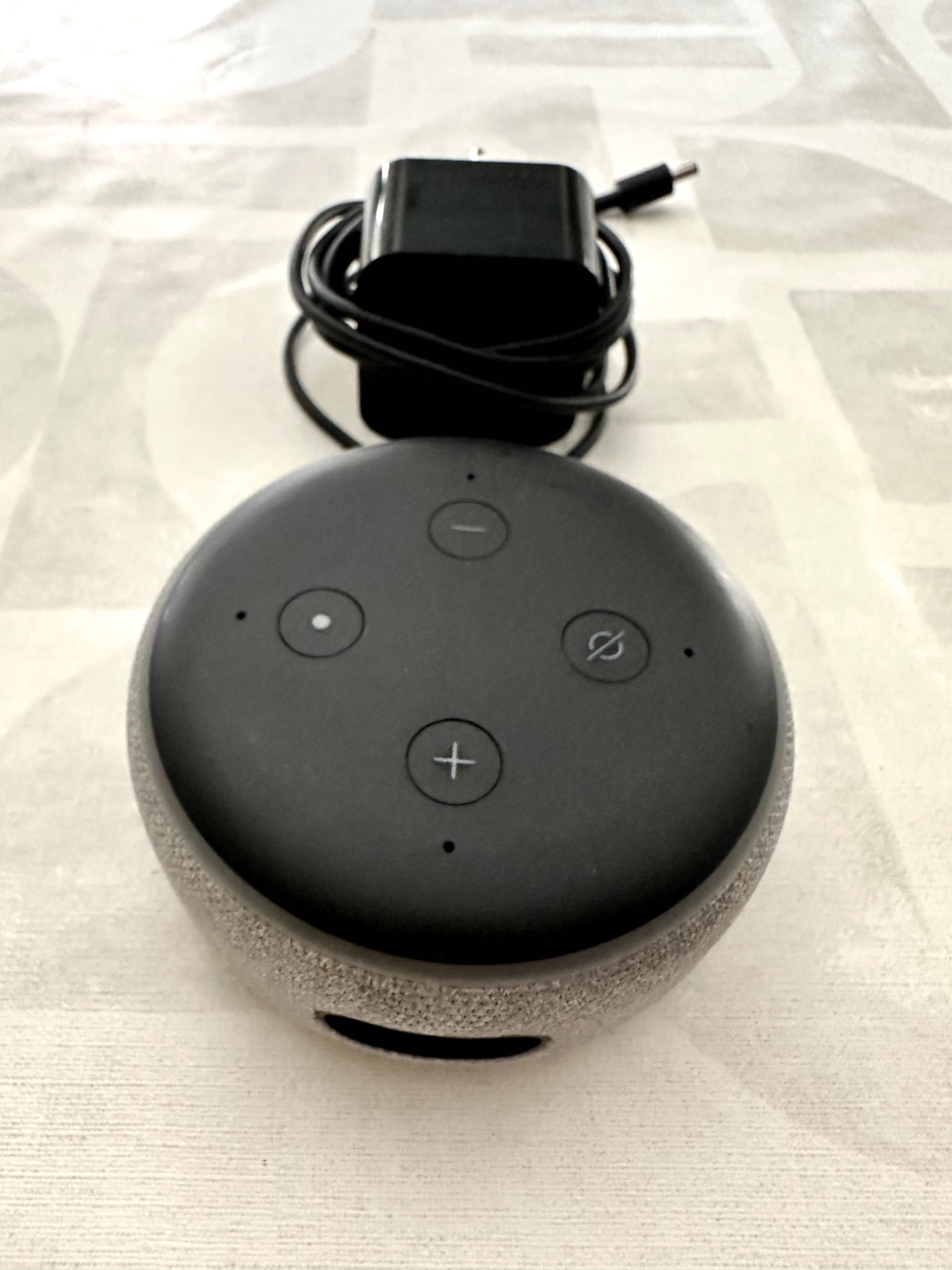 Amazon Echo Dot 3ª geração Alexa cinzento bom estado