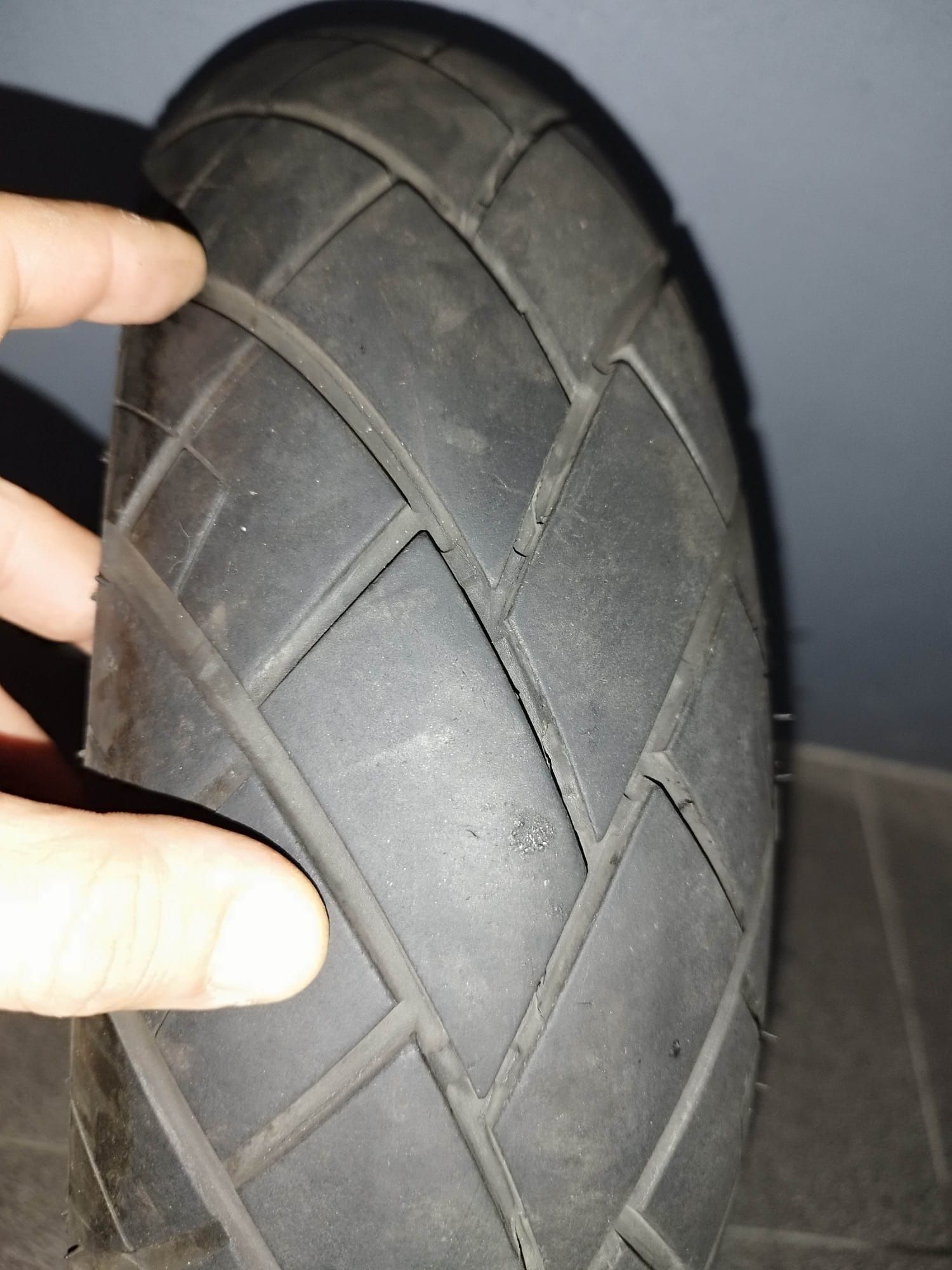 Pneu Michelin Piloto City 130/60 r13