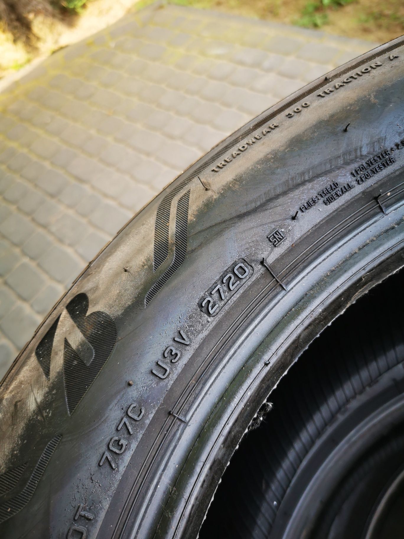 Bridgestone alenza 001   235/55r18