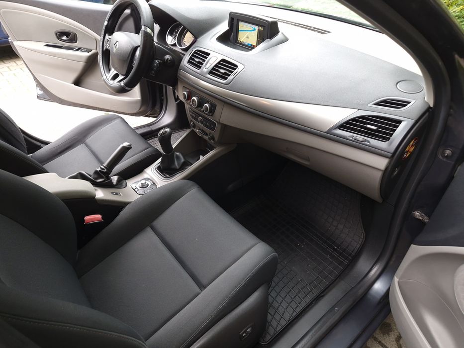Renault Megane III 1.6 Benzyna 16v 100 km Navi Klima Zarejestrowana