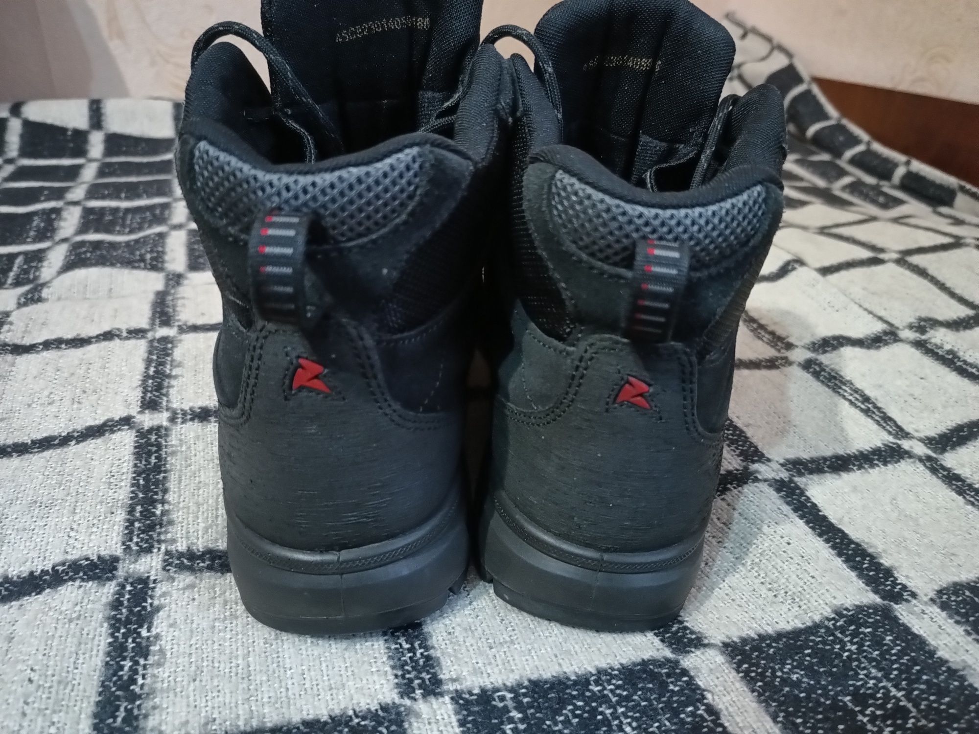 Черевики Ecco Expedition Gore-Tex